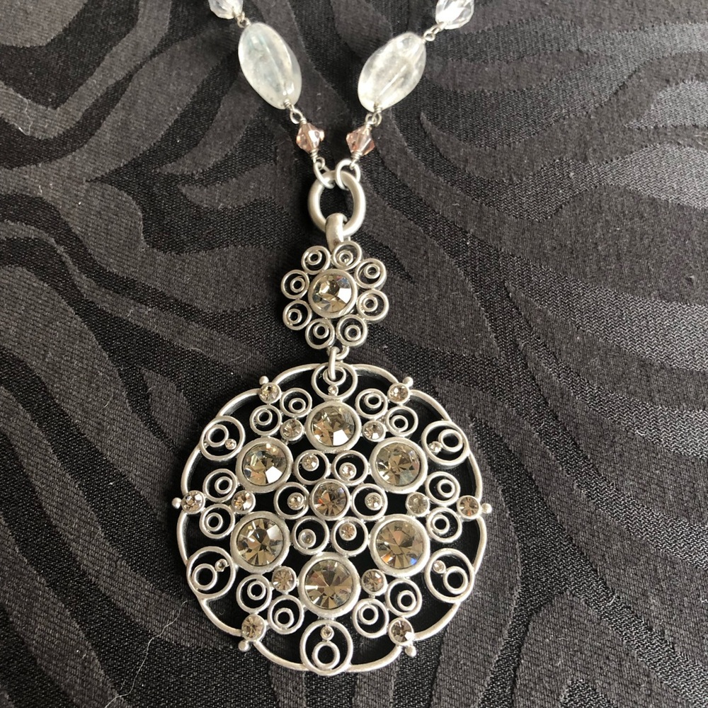 Stunning Lia Sophia Marchesa necklace NWT